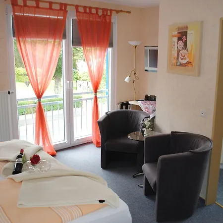 Garni Nolting 4* Эзенс